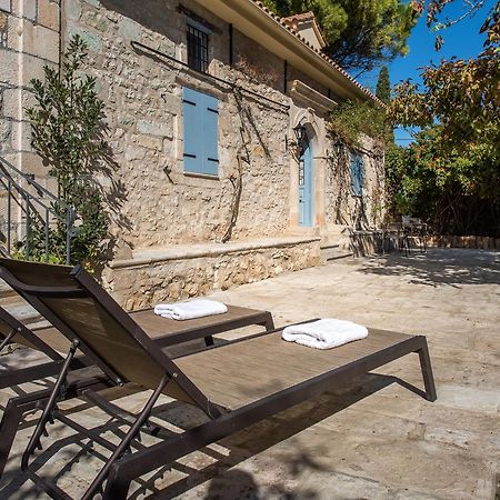 Bratis Holiday Home Kallithea  외부 사진