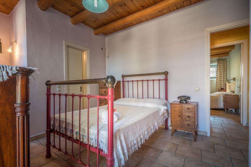 Bratis Holiday Home Kallithea  외부 사진