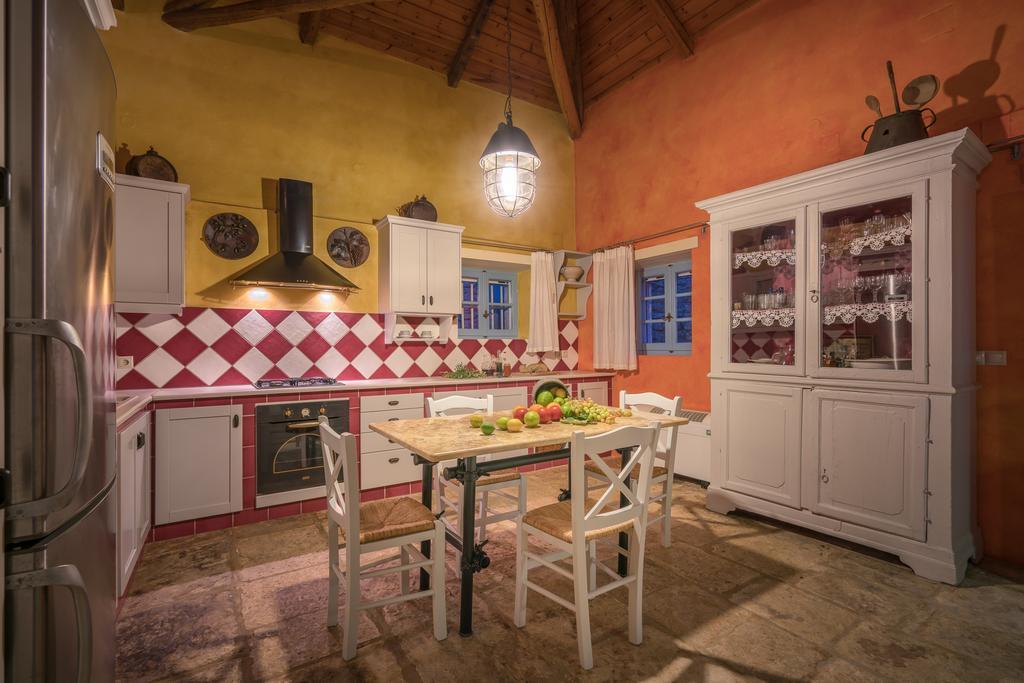 Bratis Holiday Home Kallithea  외부 사진
