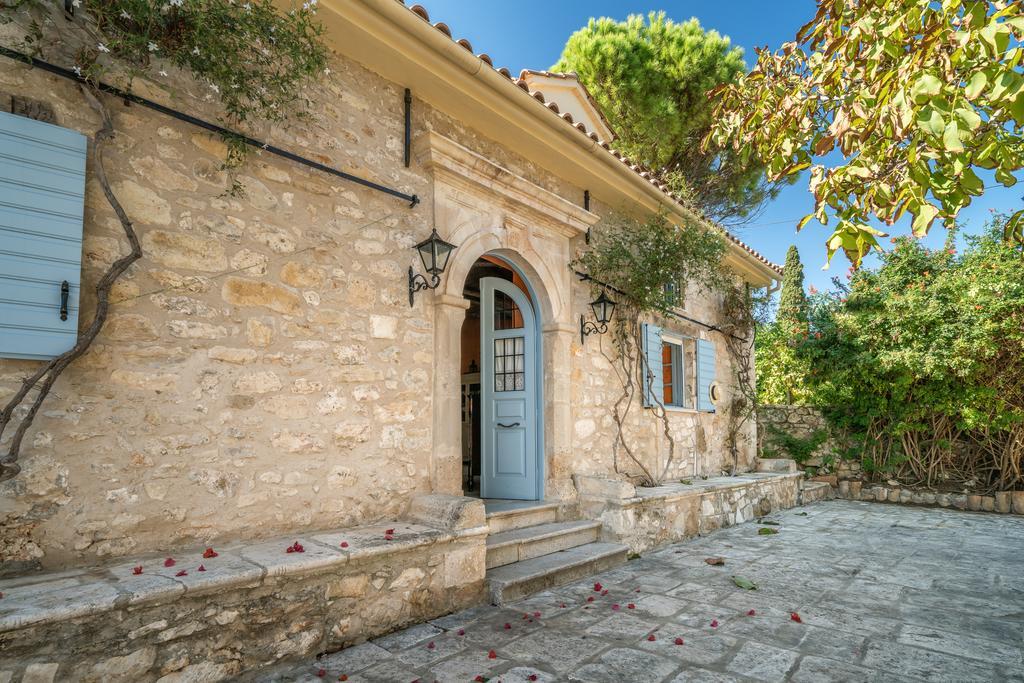 Bratis Holiday Home Kallithea  외부 사진