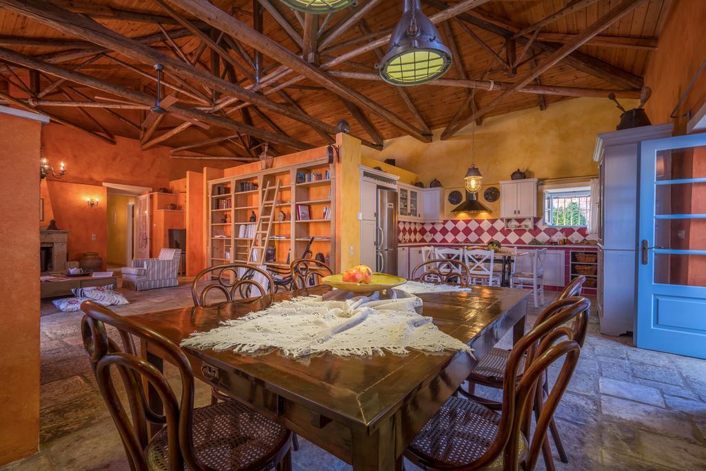 Bratis Holiday Home Kallithea  외부 사진