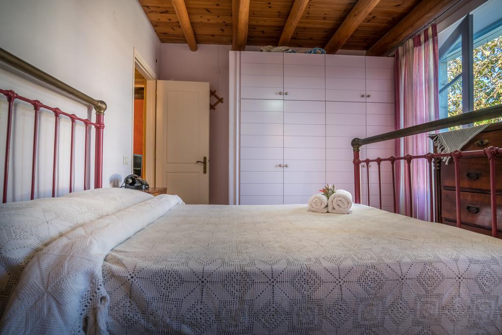 Bratis Holiday Home Kallithea  외부 사진